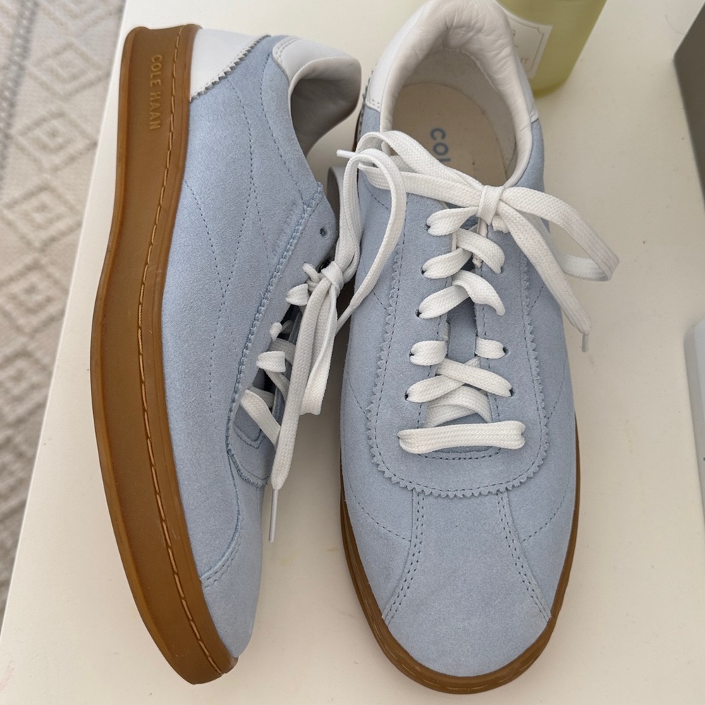 Cole Haan  Grandseries Blue Sneakers with White Accents